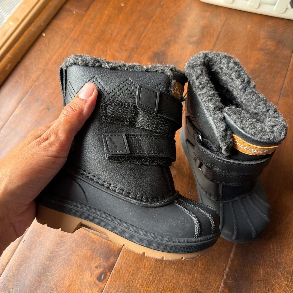 Cat & Jack Toddler Boys Black Winter Snow Boots Faux Fur Lined Size 7 NEW
